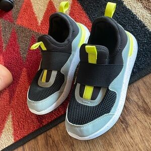 Boys slip on sneaker